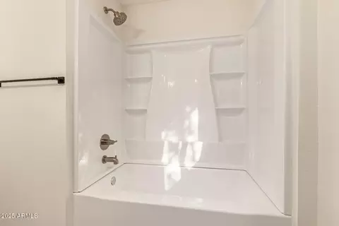 Bath - 1732 E Minton Dr, Tempe, AZ 85282 photo 3 of 3