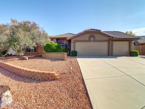 8457 W Wescott Dr, Peoria, AZ 85382