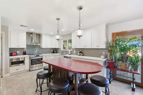 Kitchen - 3470 E Paradise Dr, Phoenix, AZ 85028 photo 2 of 4