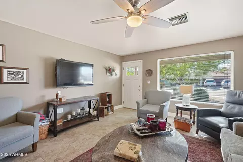 Living - 3470 E Paradise Dr, Phoenix, AZ 85028 photo 3 of 3