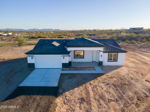 32933 W Elwood St, Tonopah, AZ 85354