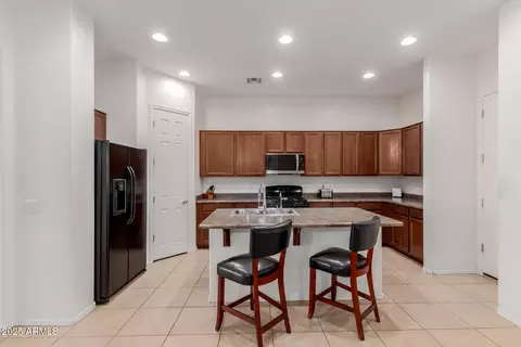 Kitchen - 3136 E Castanets Dr, Gilbert, AZ 85298 photo 2 of 5