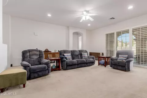 Living - 3136 E Castanets Dr, Gilbert, AZ 85298 photo 3 of 4