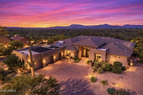 9726 E Cavalry Dr, Scottsdale, AZ 85262