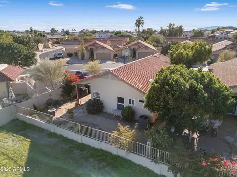View/Area - 4632 E Shomi St, Phoenix, AZ 85044 photo 2 of 6