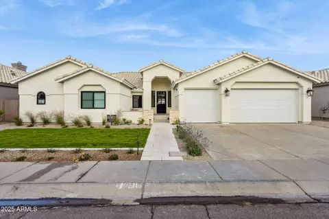 8916 E Camino Del Santo St, Scottsdale, AZ 85260