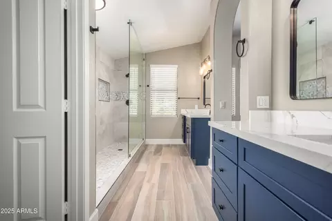 Bath - 1630 S Lemon --, Mesa, AZ 85206 photo 1 of 4