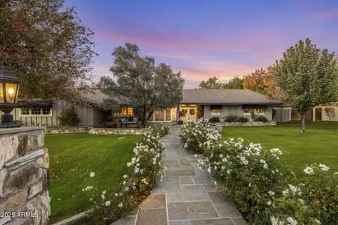 516 W Lawrence Rd, Phoenix, AZ 85013