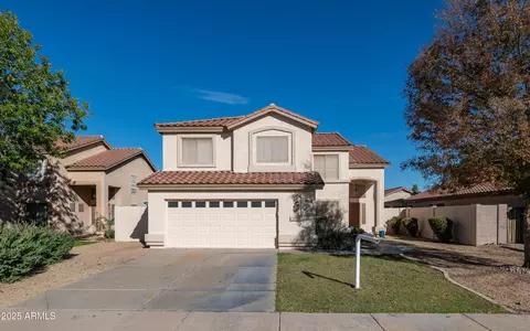 1072 W Windhaven Ave, Gilbert, AZ 85233