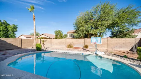 Exterior - 1072 W Windhaven Ave, Gilbert, AZ 85233 photo 3 of 3