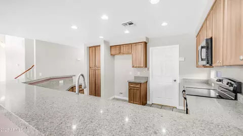 Kitchen - 1072 W Windhaven Ave, Gilbert, AZ 85233 photo 1 of 3