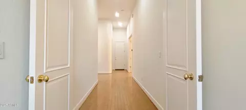Entry Way - 136 E Desert Wind Dr, Phoenix, AZ 85048 photo 4 of 5