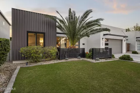 Exterior - 3408 N 25th St, Phoenix, AZ 85016 photo 2 of 5