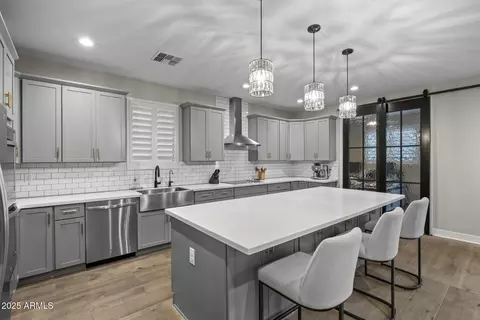 Kitchen - 3408 N 25th St, Phoenix, AZ 85016 photo 4 of 6