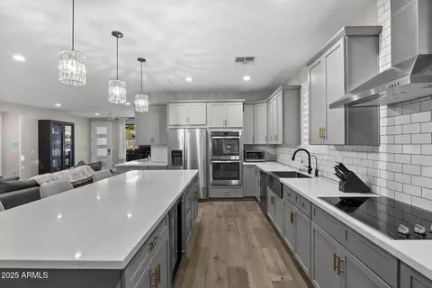 Kitchen - 3408 N 25th St, Phoenix, AZ 85016 photo 5 of 6