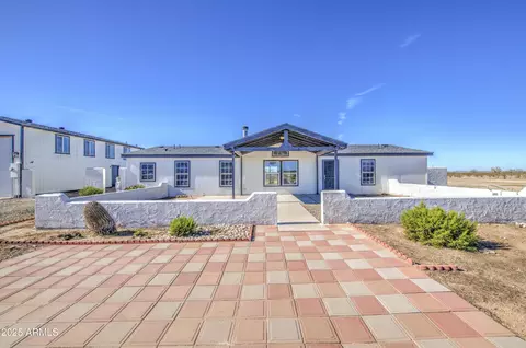 10962 N Locust St, Florence, AZ 85132