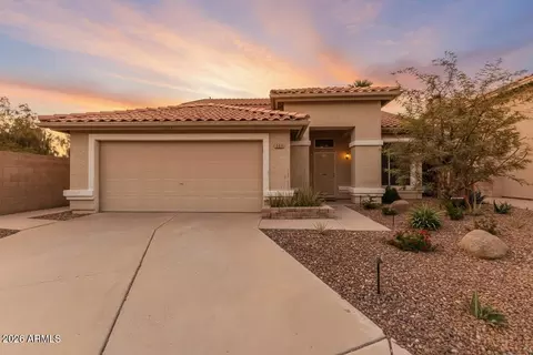 2892 W Gail Dr, Chandler, AZ 85224