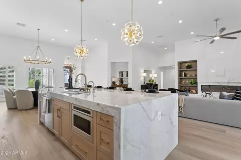 8713 N 80th Pl, Scottsdale, AZ 85258
