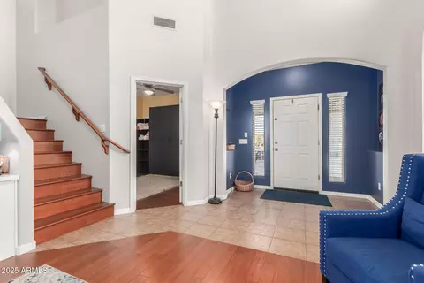 Entry Way - 1111 E Blue Spruce Ln, Gilbert, AZ 85298 photo 2 of 6