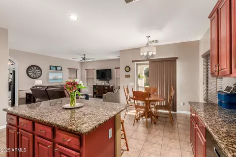 Kitchen - 1111 E Blue Spruce Ln, Gilbert, AZ 85298 photo 5 of 8