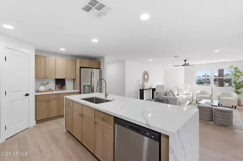 3914 E Andorra Dr, Phoenix, AZ 85032 photo 12