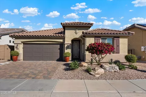 15619 N 109th Ave, Sun City, AZ 85351