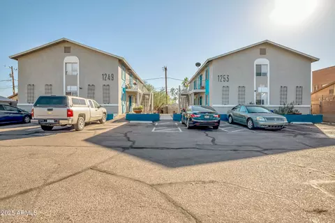 1249 W Pierce St, Phoenix, AZ 85007