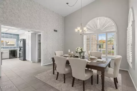 Dining - 13014 S 40th Pl, Phoenix, AZ 85044 photo 1 of 2