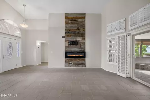 Living - 13014 S 40th Pl, Phoenix, AZ 85044 photo 4 of 7