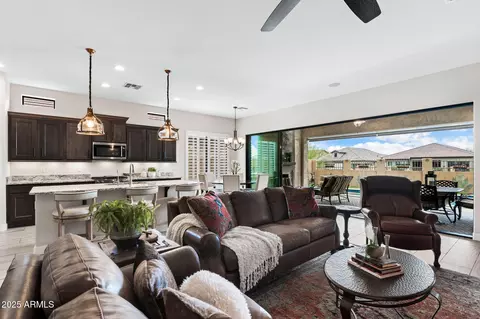 2114 N Canelo Hls, Mesa, AZ 85207