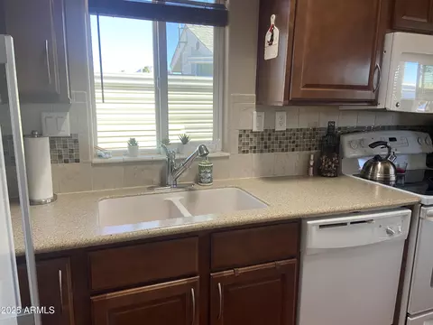 1549 W Yurok Ave, Apache Junction, AZ 85119 photo 8