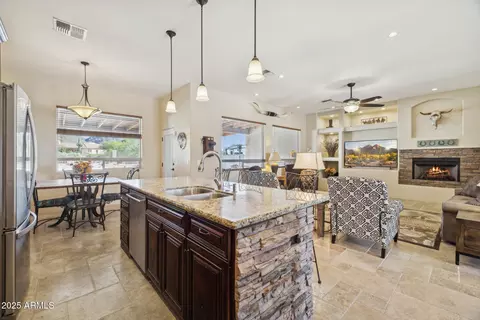 Kitchen - 103 S Sixshooter Rd S, Apache Junction, AZ 85119 photo 3 of 5