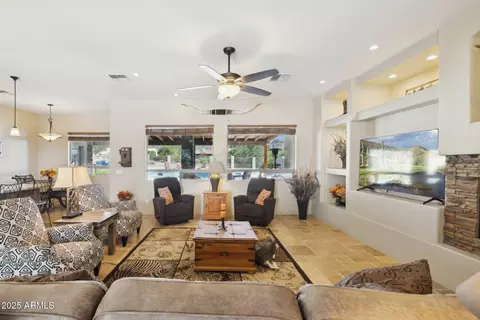 Living - 103 S Sixshooter Rd S, Apache Junction, AZ 85119 photo 1 of 5