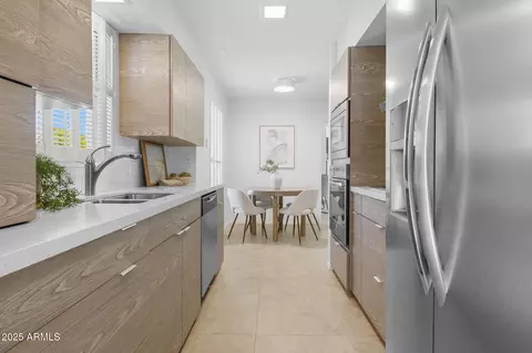 Kitchen - 6542 N 5th Ave, Phoenix, AZ 85013 photo 3 of 3