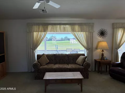Living - 11241 E Keats Ave, Mesa, AZ 85209 photo 3 of 4
