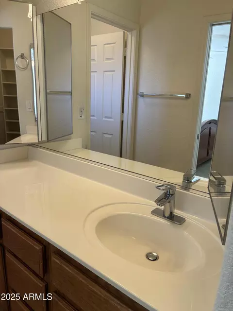Bath - 11241 E Keats Ave, Mesa, AZ 85209 photo 1 of 4