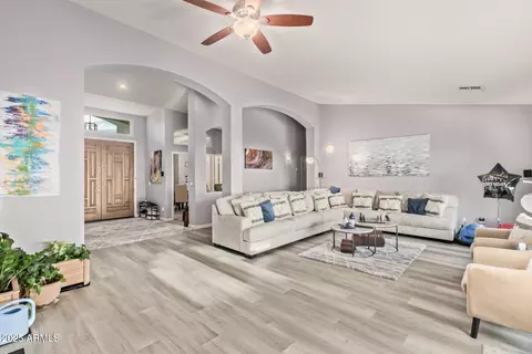 963 N 163rd Dr, Goodyear, AZ 85338