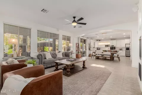 344 E Hopkins Rd, Gilbert, AZ 85296 photo 7