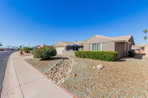 9608 W Shiprock Dr, Sun City, AZ 85351