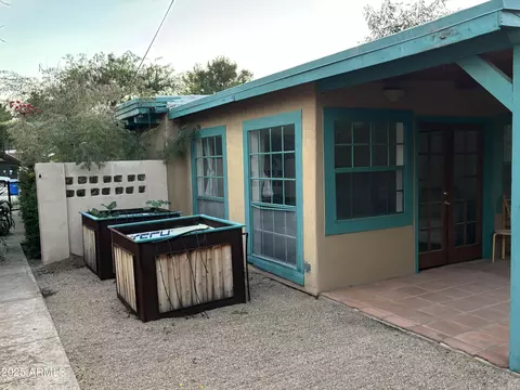 Exterior - 2730 E Flower Street St, Phoenix, AZ 85016 photo 4 of 6