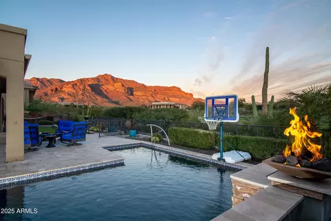 4143 S Willow Springs Trl, Gold Canyon, AZ 85118
