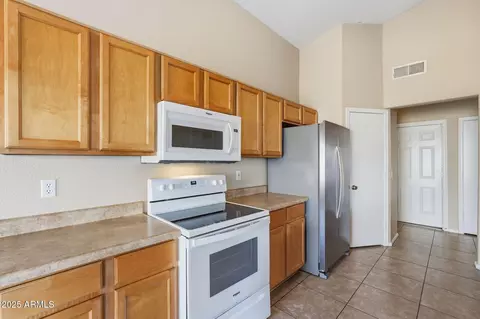 Kitchen - 2715 N 90th Ave, Phoenix, AZ 85037 photo 4 of 6
