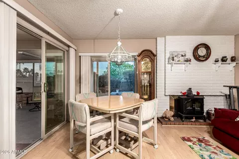 Dining - 4301 E Walatowa St, Phoenix, AZ 85044 photo 5 of 5