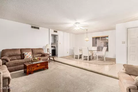 Dining - 4301 E Walatowa St, Phoenix, AZ 85044 photo 1 of 5