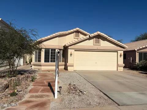 Exterior - 112 W Smoke Tree Rd, Gilbert, AZ 85233 photo 2 of 2