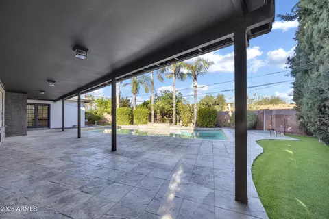 Exterior - 3828 E Sahuaro Dr, Phoenix, AZ 85028 photo 2 of 5