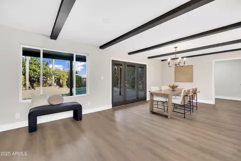 Dining - 3828 E Sahuaro Dr, Phoenix, AZ 85028 photo 1 of 2