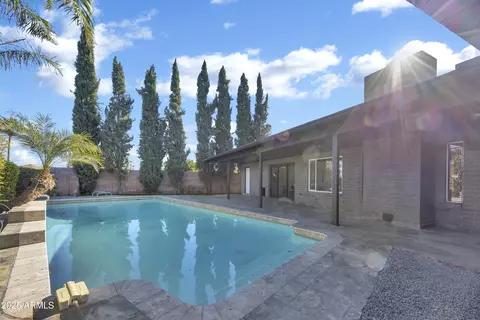 Exterior - 3828 E Sahuaro Dr, Phoenix, AZ 85028 photo 5 of 5