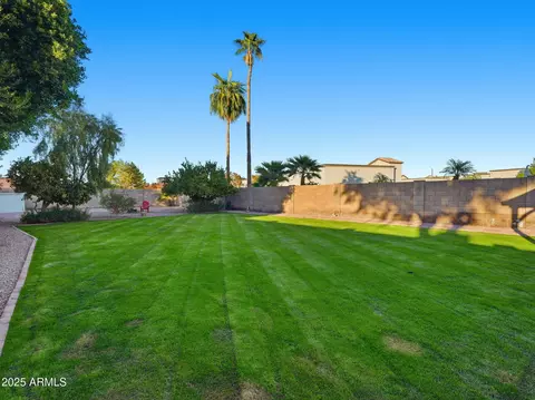 Exterior - 1516 E Cheyenne St, Gilbert, AZ 85296 photo 7 of 22