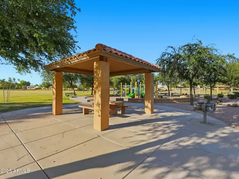 Exterior - 1516 E Cheyenne St, Gilbert, AZ 85296 photo 11 of 22